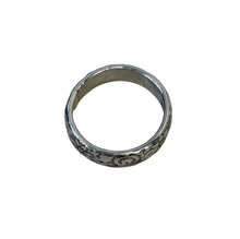 Load image into Gallery viewer, JW STERLING SILVER ENGRAVED FLORAL STACKER RING