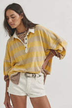 Load image into Gallery viewer, FREE PEOPLE AUGGIE TEE - OAT LATTE / YELLOW FINCH