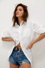 Load image into Gallery viewer, FREE PEOPLE SABINE TAILORED SHIRT