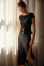 Load image into Gallery viewer, FREE PEOPLE MOST WANTED CARDI - BLACK