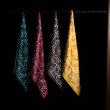 Load image into Gallery viewer, AMERICAN VINTAGE BANDANA DOUBLE-SIDED