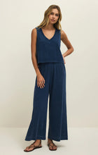 Load image into Gallery viewer, Z SUPPLY SCOUT JERSEY DENIM PANT