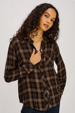 Load image into Gallery viewer, RAILS HUNTER SHIRT - ALMOND BLACK