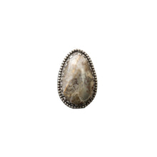 Load image into Gallery viewer, Silver ring with a stone.