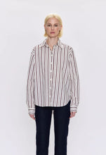 Load image into Gallery viewer, PISTOLA FINLAY OVERSIZED BUTTON UP