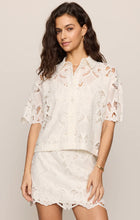 Load image into Gallery viewer, Z SUPPLY MIDNIGHT LACE TOP