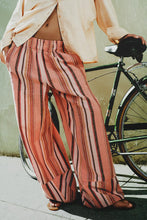 Load image into Gallery viewer, FREE PEOPLE DAYS END SOLAR LINEN PANT