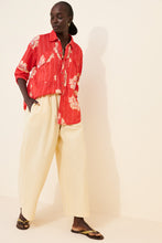 Load image into Gallery viewer, FREE PEOPLE HIDDEN FLOWER CAMO TOP