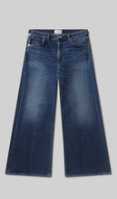 Load image into Gallery viewer, CITIZENS OF HUMANITY LYRA WIDE LEG JEANS