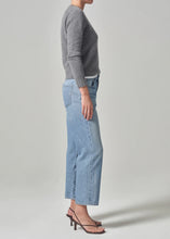 Load image into Gallery viewer, CITIZENS OF HUMANITY EMERY CROP JEANS