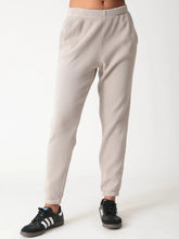 Load image into Gallery viewer, ELECTRIC & ROSE JUSTICE SWEATPANT