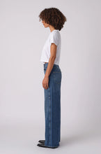 Load image into Gallery viewer, AMO FRIDA JEANS - ADMIRE