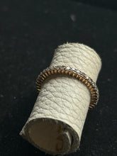 Load image into Gallery viewer, 14K GOLD RING DIAMOND BAND