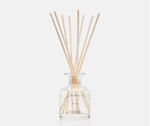 Load image into Gallery viewer, LAKE & SKYE 11 11 REED DIFFUSER