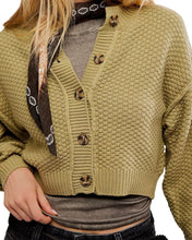 Load image into Gallery viewer, FREE PEOPLE LILA CARDI - WHISPERING WILLOW
