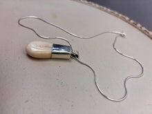 Load image into Gallery viewer, JW STERLING SILVER WALRUS TUSK SMOOTH PENDANT NECKLACE – 11”
