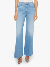 Load image into Gallery viewer, MOTHER THE HUSTLER ROLLER SNEAK JEANS - ROOM SERVICE
