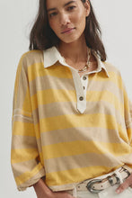 Load image into Gallery viewer, FREE PEOPLE AUGGIE TEE - OAT LATTE / YELLOW FINCH
