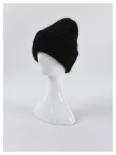 Load image into Gallery viewer, PISSENLIT ANGORA BEANIE
