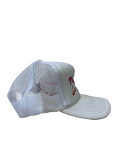 Load image into Gallery viewer, MEET ME IN SANDPOINT TRUCKER HATS - WHITE
