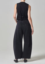 Load image into Gallery viewer, CITIZENS OF HUMANITY HORSESHOE JEANS
