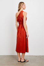 Load image into Gallery viewer, RAILS SELANI DRESS - TERRACOTTA
