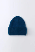 Load image into Gallery viewer, PISSENLIT ANGORA BEANIE
