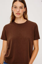 Load image into Gallery viewer, RAILS COTTON CASHMERE SHORT SLEEVE TEE - ESPRESSO
