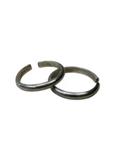 Load image into Gallery viewer, JW STERLING SILVER ADJUSTABLE TOE RINGS
