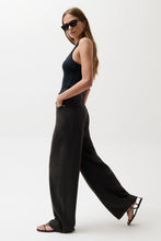 Load image into Gallery viewer, PISTOLA SYDNEY HIGH RISE BOWED LINEN WIDE JEAN
