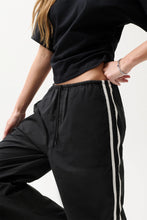 Load image into Gallery viewer, PISTOLA BODIE SPORT PANT
