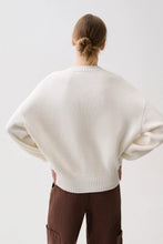 Load image into Gallery viewer, PISTOLA NIKA SWEATER
