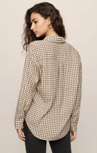 Load image into Gallery viewer, Z SUPPLY RIVER PLAID BUTTON UP
