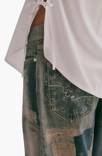 Load image into Gallery viewer, FREE PEOPLE ILLUSIONS PRINTED RELAXED JEANS - INDIGO COMBO
