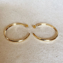 Load image into Gallery viewer, CAMPFIRE COUTURE 18K GOLD FILLED HOLLOW C HOOP EARRINGS
