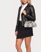 Load image into Gallery viewer, AIMEE FULL CIRCLE CLUTCH
