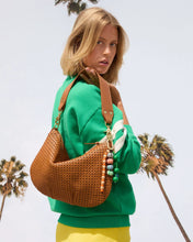 Load image into Gallery viewer, CLARE V. MOYEN MESSENGER PURSE - TAN RATTAN
