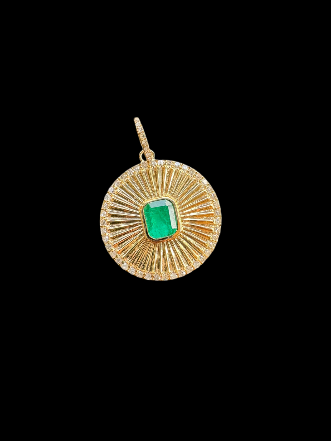 14K GOLD EMERALD AND DIAMOND MEDALLION CHARM