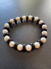 Load image into Gallery viewer, GEMSTONE CANDY BRACELET - PEARLED CHECKERED (BLACK AND WHITE)
