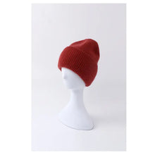 Load image into Gallery viewer, PISSENLIT ANGORA BEANIE
