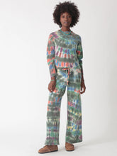 Load image into Gallery viewer, ELECTRIC &amp; ROSE ESME SWEATER - AUTUMN CLOVER
