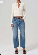 Load image into Gallery viewer, CITIZENS OF HUMANITY DAHLIA BOW LEG BABY ROLL JEANS

