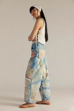 Load image into Gallery viewer, FREE PEOPLE ILLUSIONS PRINTED RELAXED JEANS - SKY COMBO
