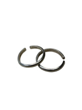 Load image into Gallery viewer, JW STERLING SILVER ADJUSTABLE TOE RINGS
