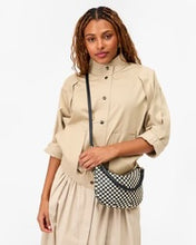 Load image into Gallery viewer, CLARE V. PETIT MOYEN MESSENGER PURSE
