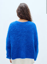 Load image into Gallery viewer, AMERICAN VINTAGE CARDIGAN NIBY ROYAL BLUE MARL
