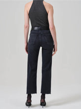 Load image into Gallery viewer, CITIZENS OF HUMANITY PALMA STRAIGHT JEANS
