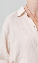 Load image into Gallery viewer, CITIZENS OF HUMANITY KAYLA SHRUNKEN SHIRT - PALESTONE
