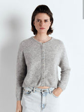 Load image into Gallery viewer, AMERICAN VINTAGE VITOW CARDIGAN LIGHT GREY MELANGE
