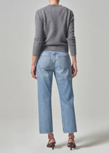 Load image into Gallery viewer, CITIZENS OF HUMANITY EMERY CROP JEANS

